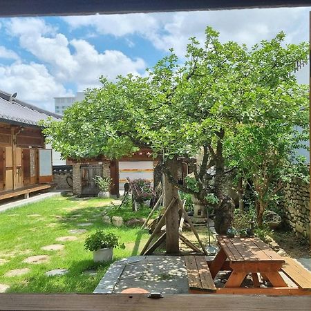 Hanok Gotaek Goeul Jeonju Luaran gambar