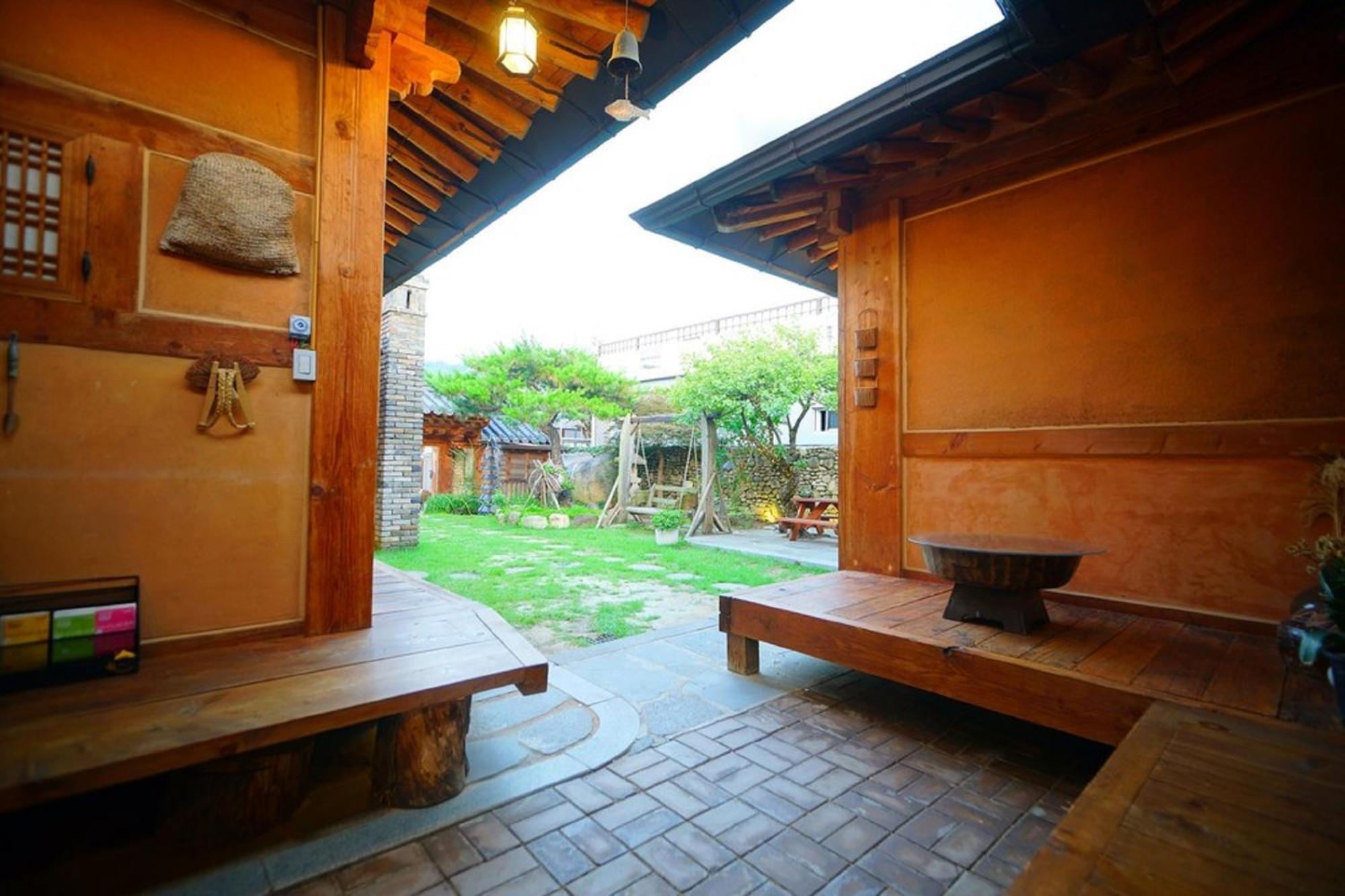 Hanok Gotaek Goeul Jeonju Luaran gambar