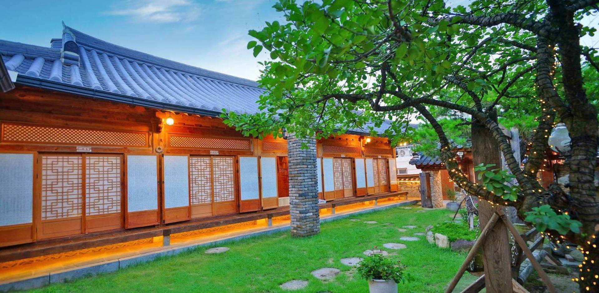Hanok Gotaek Goeul Jeonju Luaran gambar