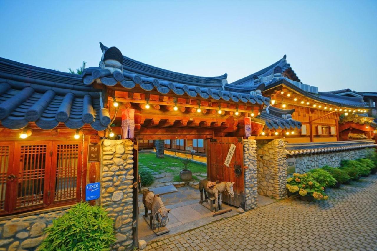 Hanok Gotaek Goeul Jeonju Luaran gambar